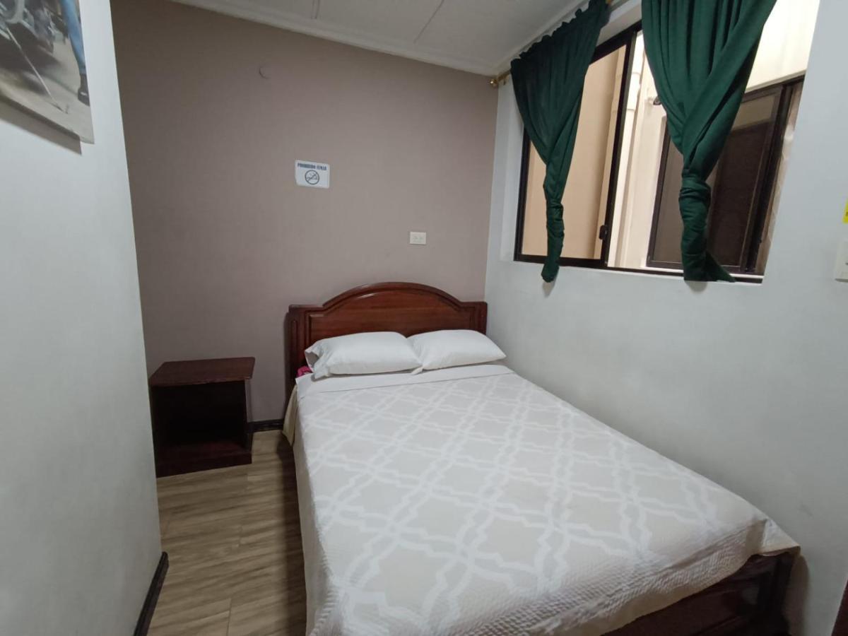 Hostal Alborada Cuenca Bagian luar foto